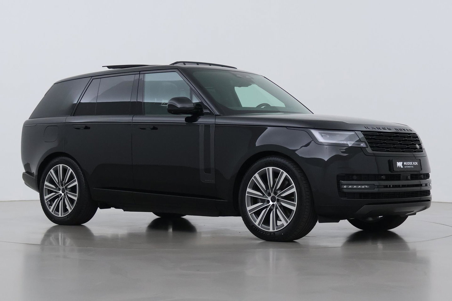 Land Rover Range Rover 3.0 P550e Autobiography | Meridian Signature | ClearSight | Shadow Exterior Pack | Massage | 22 Inch
