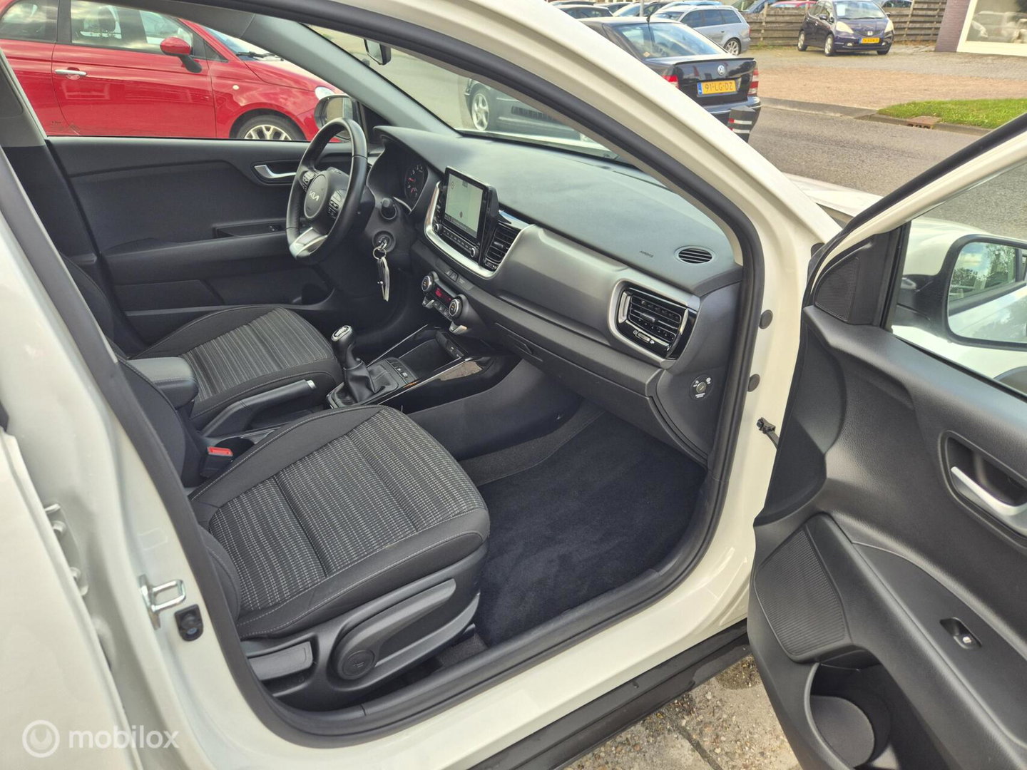 Kia Stonic 1.0 T-GDi MHEV DynamicLine, Camera, Carplay, NAP!