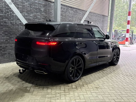 Land Rover Range Rover Sport P460e Dynamic HSE | 23 Inch | Meridian 3D Surround | ClearSight | Koelbox | Trekhaak | Massage+Ventilatie