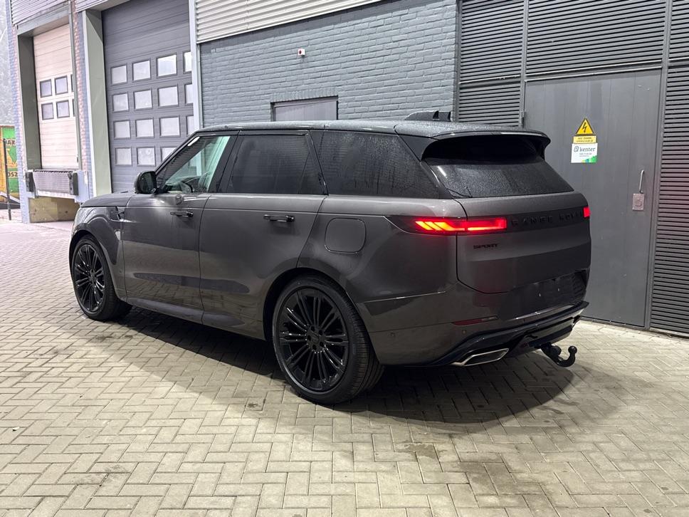Land Rover Range Rover Sport P460e Dynamic HSE | 23 Inch | Meridian 3D Surround | ClearSight | Massage+Ventilatie | Trekhaak | Head-Up