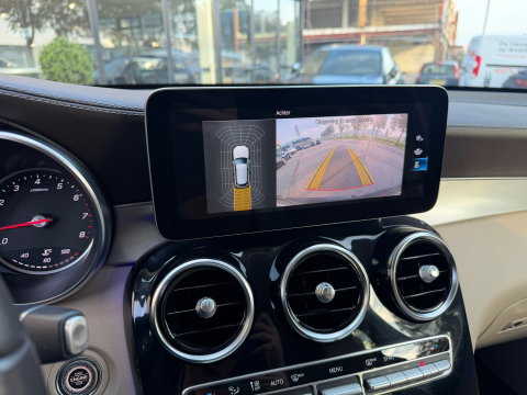 Mercedes-Benz GLC 200 Premium Plus Leder|Keyless|Led|Carplay