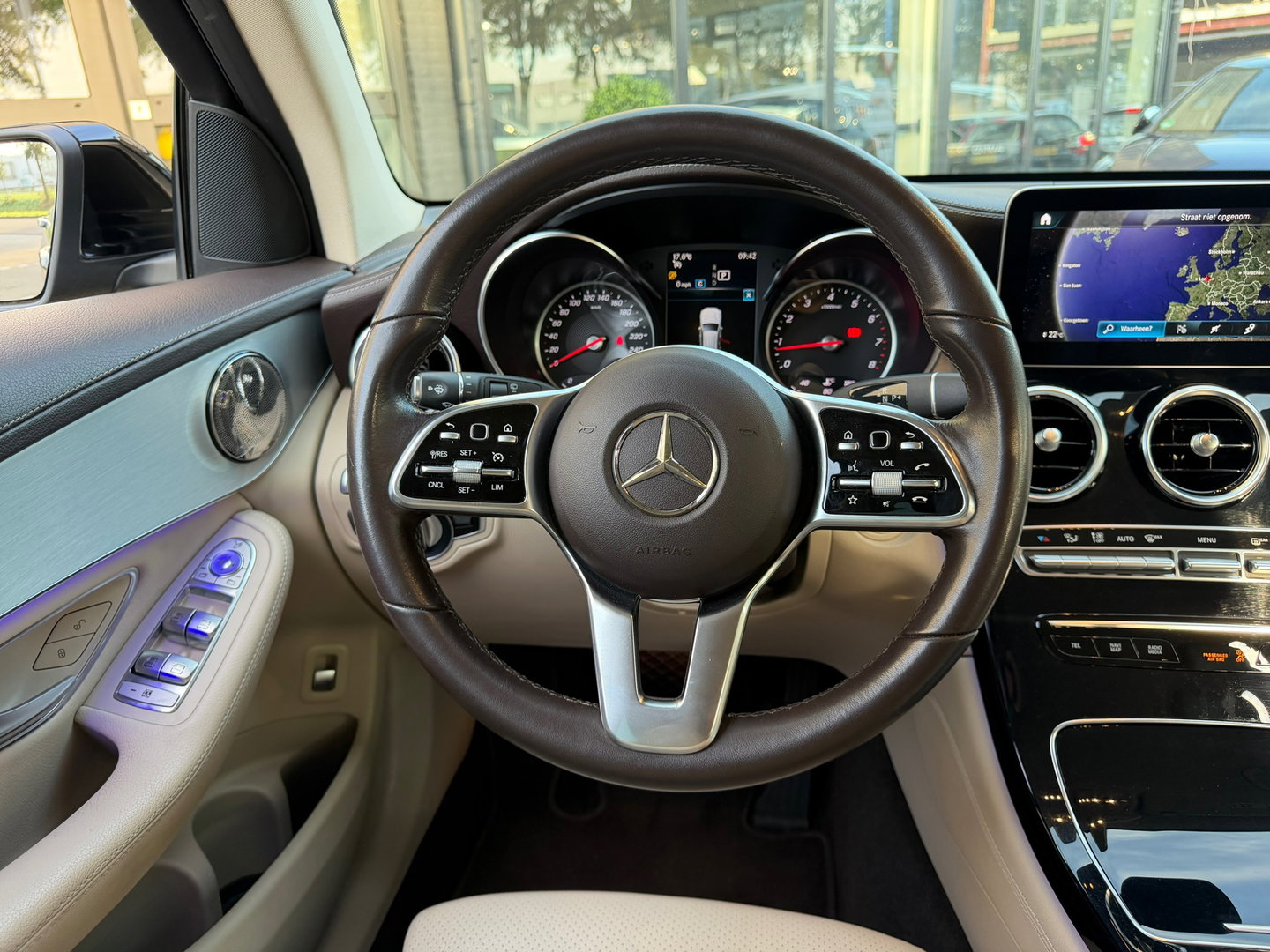 Mercedes-Benz GLC 200 Premium Plus Leder|Keyless|Led|Carplay