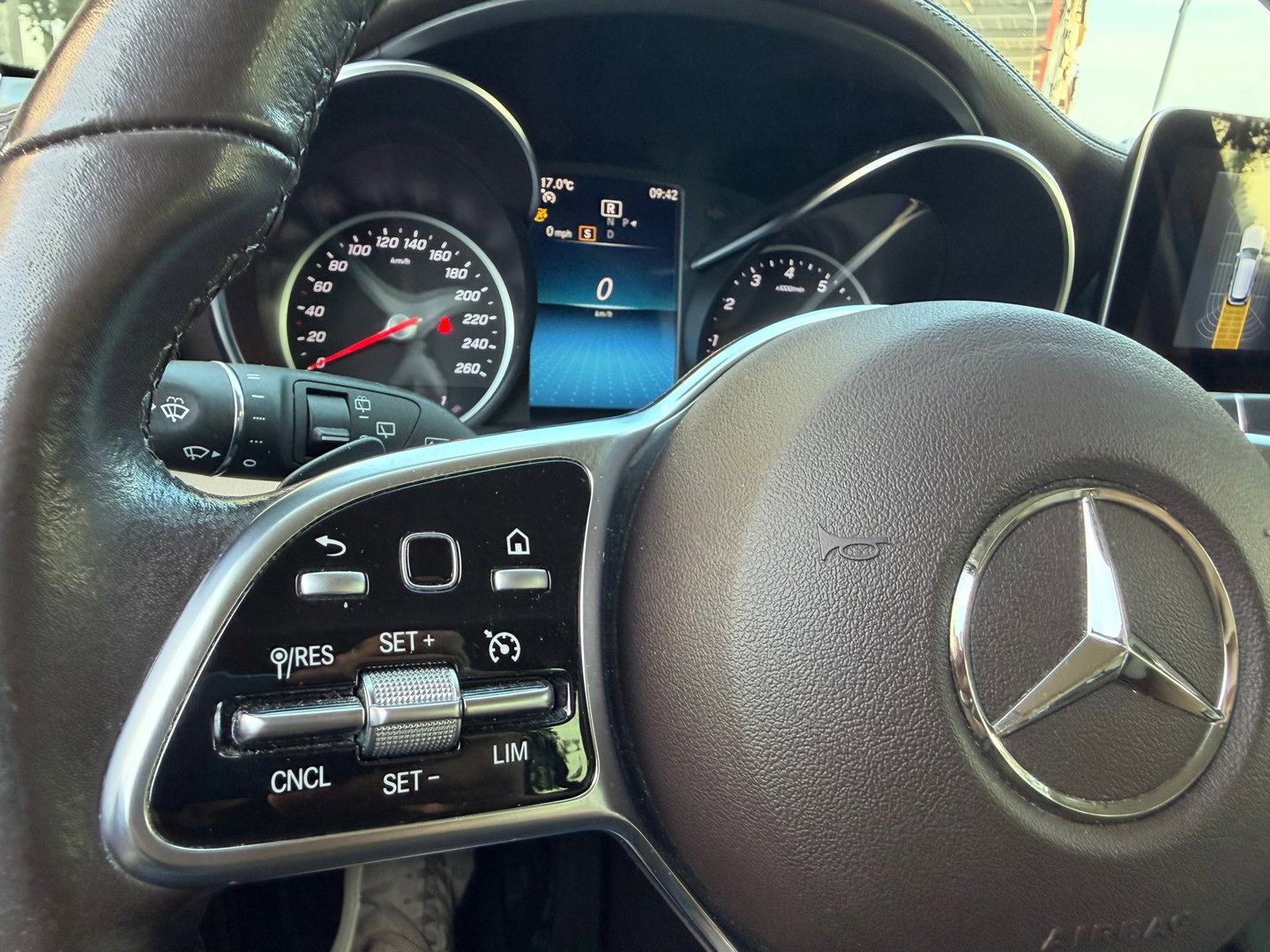 Mercedes-Benz GLC 200 Premium Plus Leder|Keyless|Led|Carplay