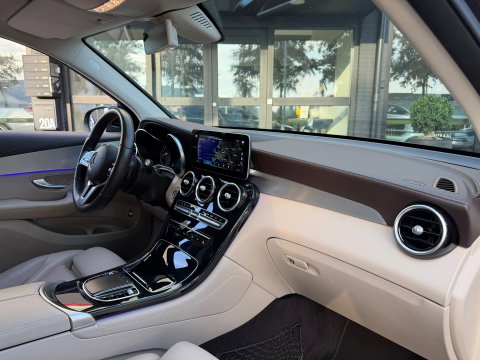 Mercedes-Benz GLC 200 Premium Plus Leder|Keyless|Led|Carplay