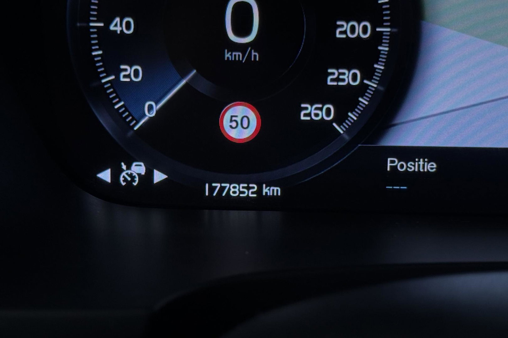 Volvo V90 2.0 D3 R-Design | ACC | Trekhaak | BLIS | Camera | Stoel+Stuurverwarming | 19 Inch