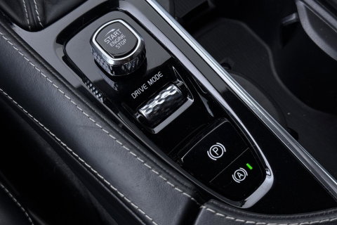 Volvo V90 2.0 D3 R-Design | ACC | Trekhaak | BLIS | Camera | Stoel+Stuurverwarming | 19 Inch