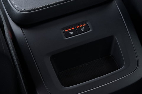 Volvo V90 2.0 D3 R-Design | ACC | Trekhaak | BLIS | Camera | Stoel+Stuurverwarming | 19 Inch