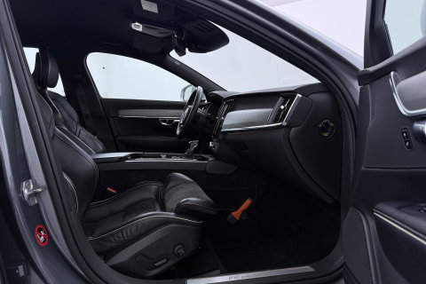 Volvo V90 2.0 D3 R-Design | ACC | Trekhaak | BLIS | Camera | Stoel+Stuurverwarming | 19 Inch
