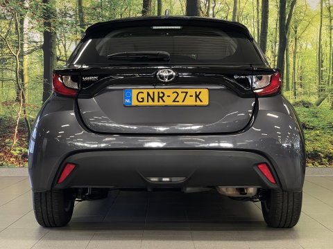 Toyota Yaris 1.5 Hybrid 115 Active | Cruise Control Adaptief | Apple Carplay | Achteruitrijcamera | Airconditioning |