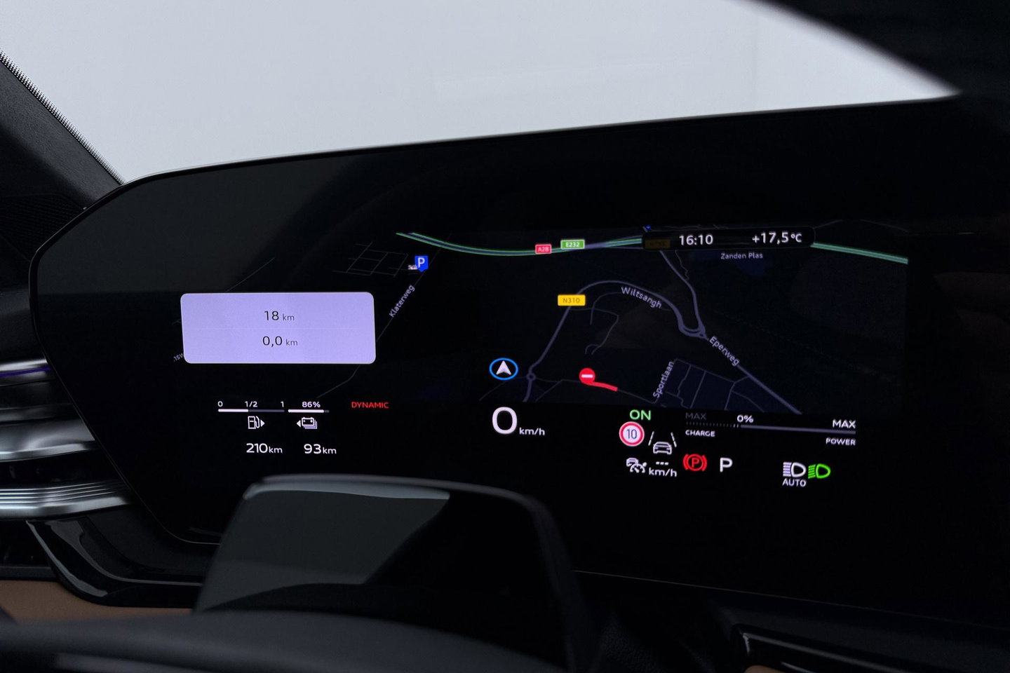 Audi A6 S edition Competition Quattro | Passenger Display | B&O | Panoramadak | 360° Camera | Massage+Ventilatie | Trekhaak | 21 Inch
