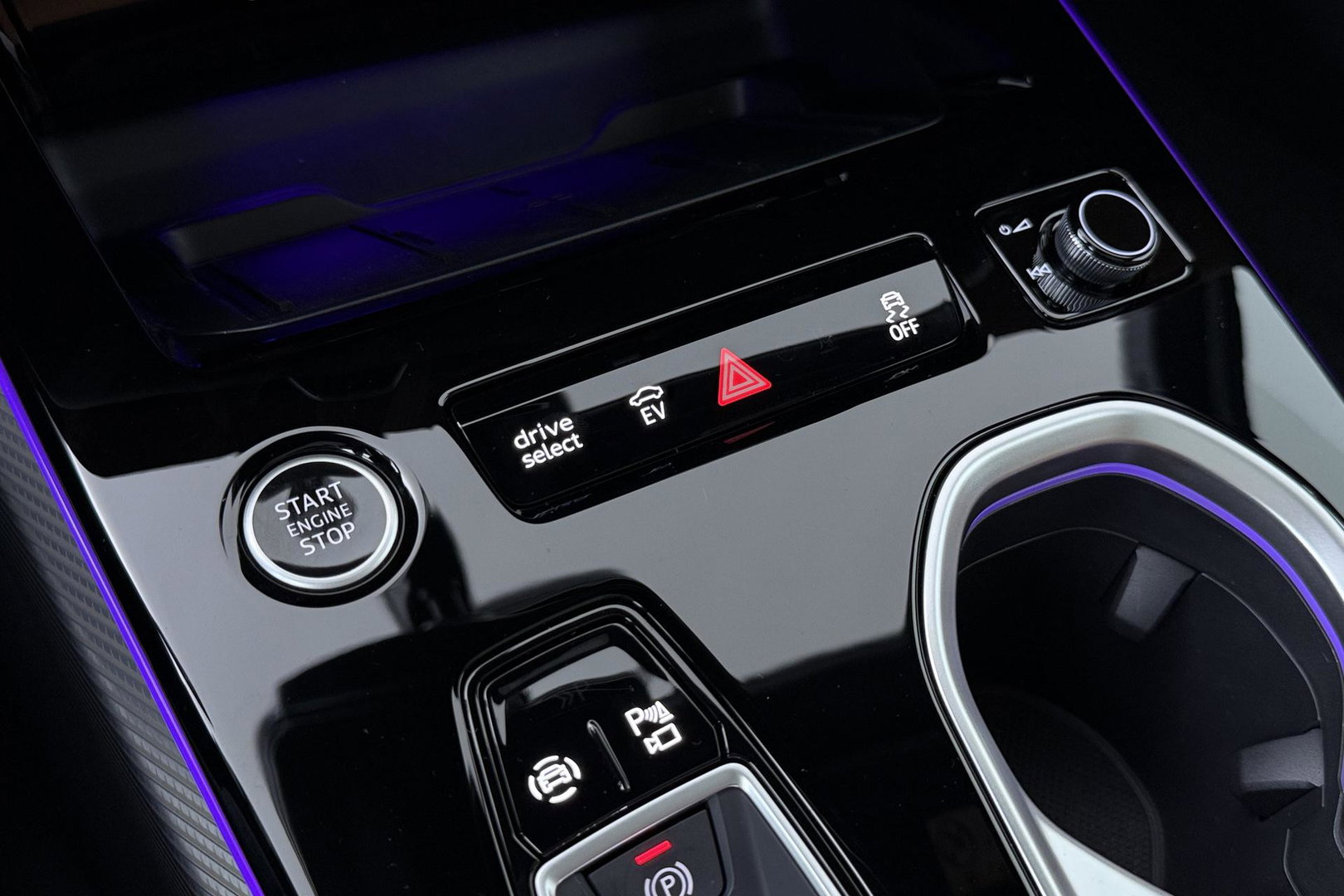 Audi A6 S edition Competition Quattro | Passenger Display | B&O | Panoramadak | 360° Camera | Massage+Ventilatie | Trekhaak | 21 Inch