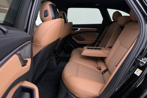 Audi A6 S edition Competition Quattro | Passenger Display | B&O | Panoramadak | 360° Camera | Massage+Ventilatie | Trekhaak | 21 Inch