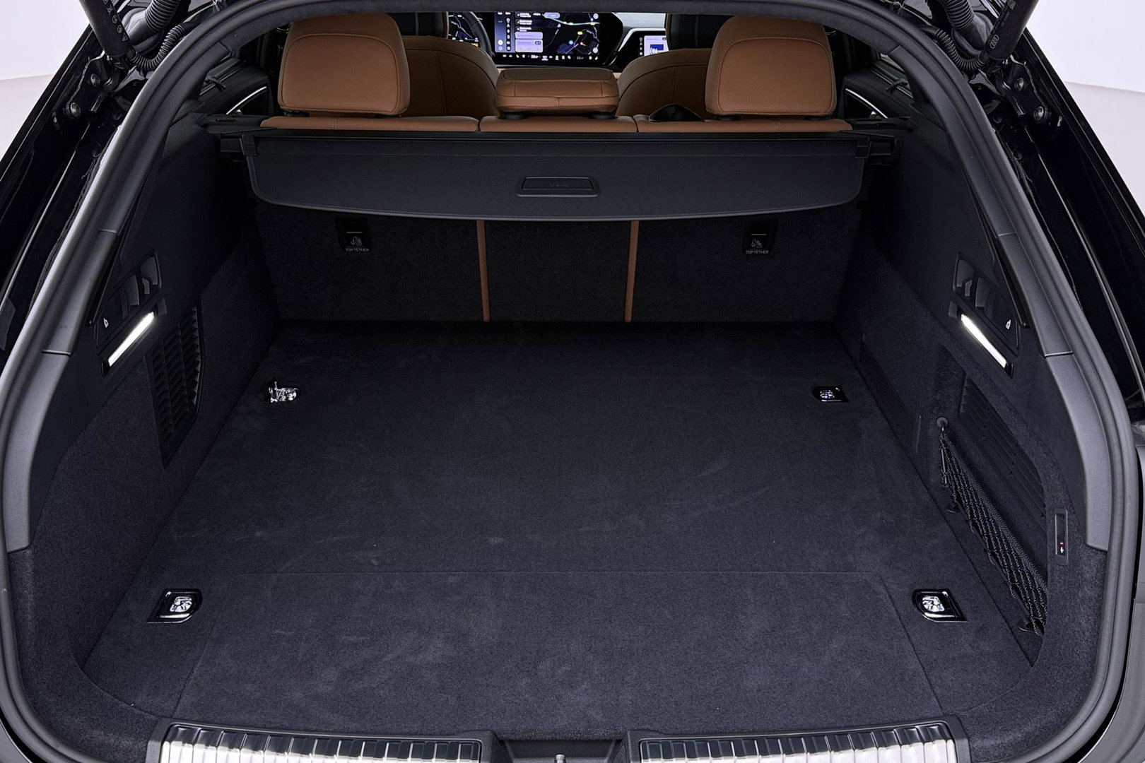 Audi A6 S edition Competition Quattro | Passenger Display | B&O | Panoramadak | 360° Camera | Massage+Ventilatie | Trekhaak | 21 Inch