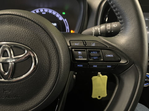 Toyota Aygo X 1.0 VVT-i MT Play | Adaptieve Cruise Control | Achteruitrijcamera | Bluetooth | Airconditioning |