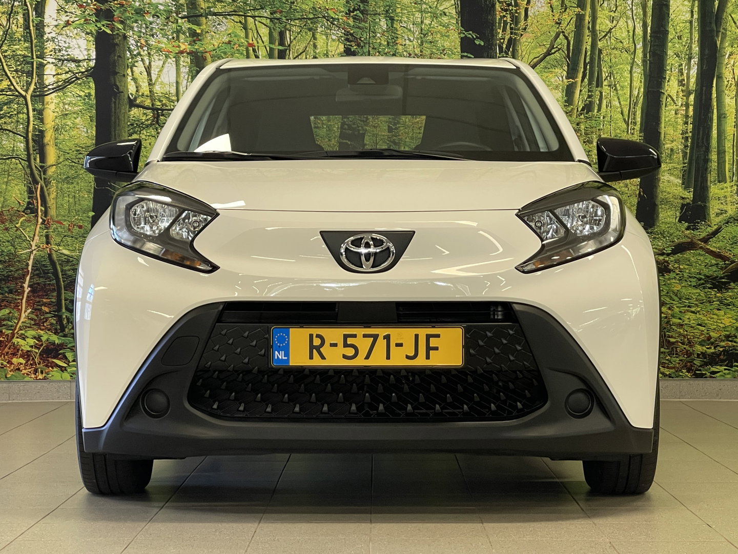 Toyota Aygo X 1.0 VVT-i MT Play | Adaptieve Cruise Control | Achteruitrijcamera | Bluetooth | Airconditioning |