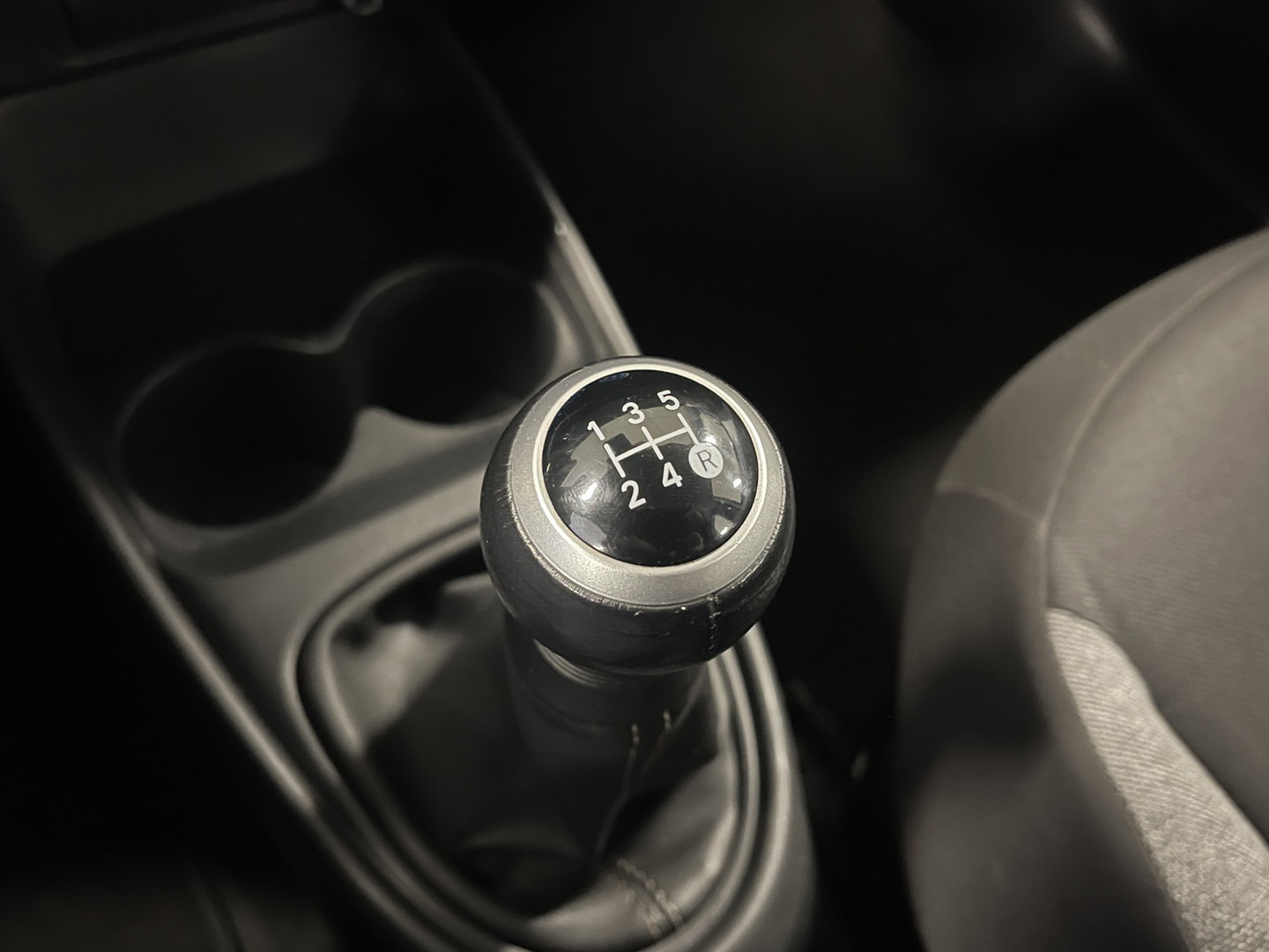 Toyota Aygo X 1.0 VVT-i MT Play | Adaptieve Cruise Control | Achteruitrijcamera | Bluetooth | Airconditioning |