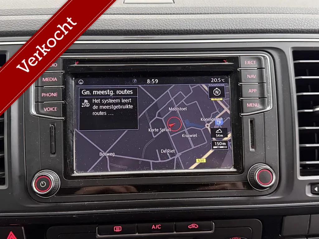 Volkswagen Transporter 2.0 TDI L2H1 DC Highline DSG CarPlay ACC
