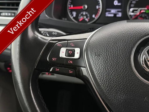 Volkswagen Transporter 2.0 TDI L2H1 DC Highline DSG CarPlay ACC