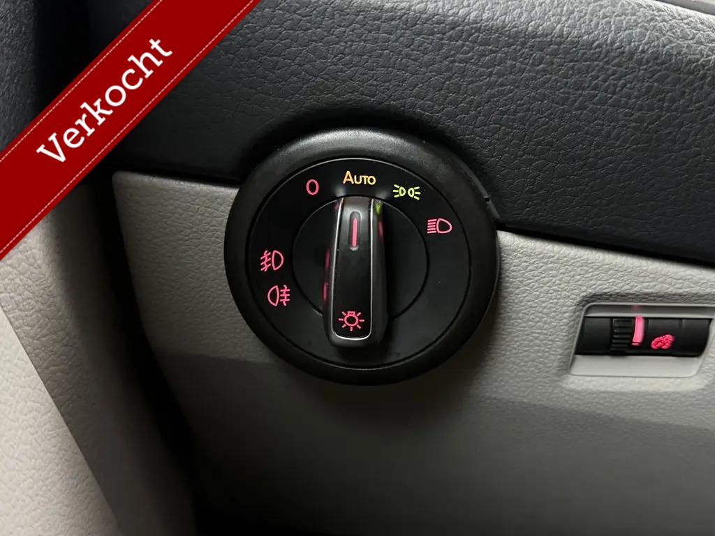 Volkswagen Transporter 2.0 TDI L2H1 DC Highline DSG CarPlay ACC