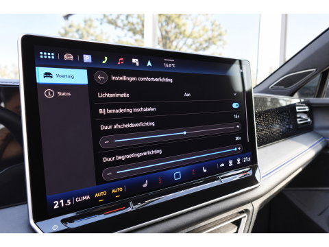 Volkswagen Tiguan 1.5 eTSI R-Line Edition PANO KEYLESS 360