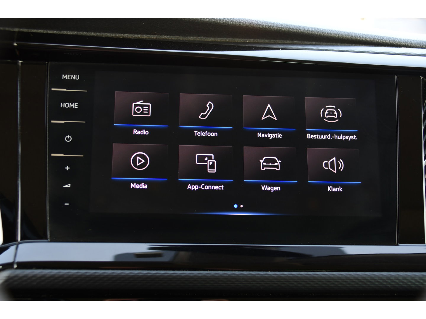 Volkswagen Transporter 2.0 TDI L2H1 30 DC Caravelle Virtual, Adaptieve Cruise, Camera, 2 x Electrische deur, 199pk, LED, Leder, Clima, Stoelverwarming, Carplay, Automaat, Uniek!