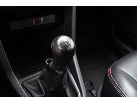 Volkswagen Caddy 2.0 TDI L1H1 PB Edition 185pk, Leder, Multimedia, Airco, Uniek!