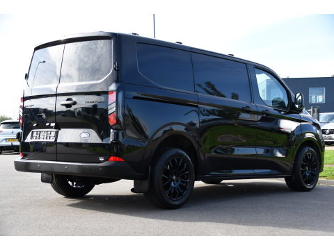 Ford Transit Custom 300 2.0 TDCI L1H1 Black Edition Cruise, Camera, Carplay, LED, 136pk, Automaat, NAVI, Airco, Multimedia, Uniek!