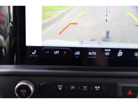 Ford Transit Custom 300 2.0 TDCI L1H1 Limited PB Edition Camera, Cruise, Carplay, LED, Stoelverwarming, 136pk, Automaat, Trekhaak, Multimedia, Uniek!