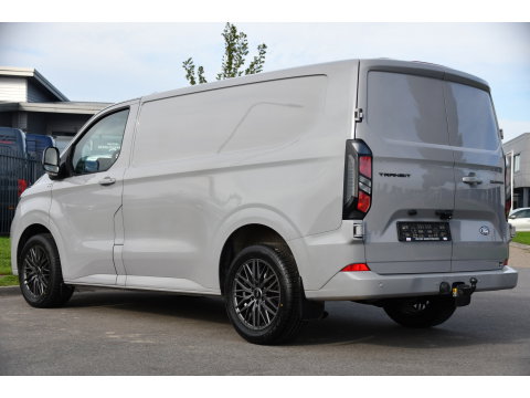 Ford Transit Custom 300 2.0 TDCI L1H1 Limited PB Edition Camera, Cruise, Carplay, LED, Stoelverwarming, 136pk, Automaat, Trekhaak, Multimedia, Uniek!