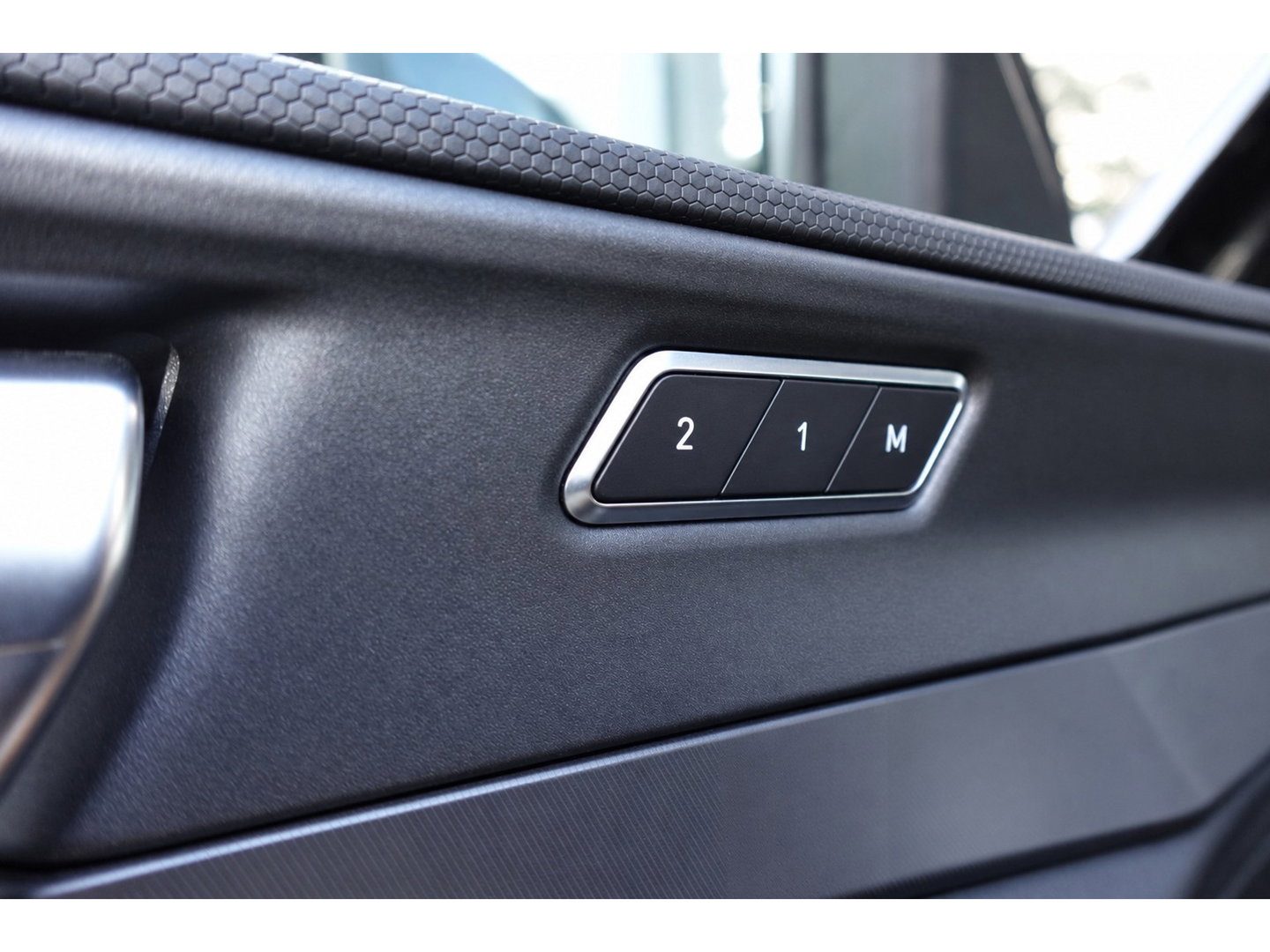 Lynk & Co 01 1.5 PANO KEYLESS INFINITY CAM