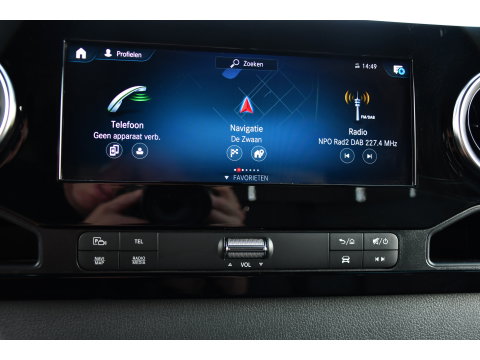 Mercedes-Benz Sprinter 319 1.9 CDI L2H2 RWD Black Edition 360 Camera, Cruise, LED, 3500kg Trekhaak, Standkachel, Carplay, Leder, 10,5'' Mbux, 190pk,