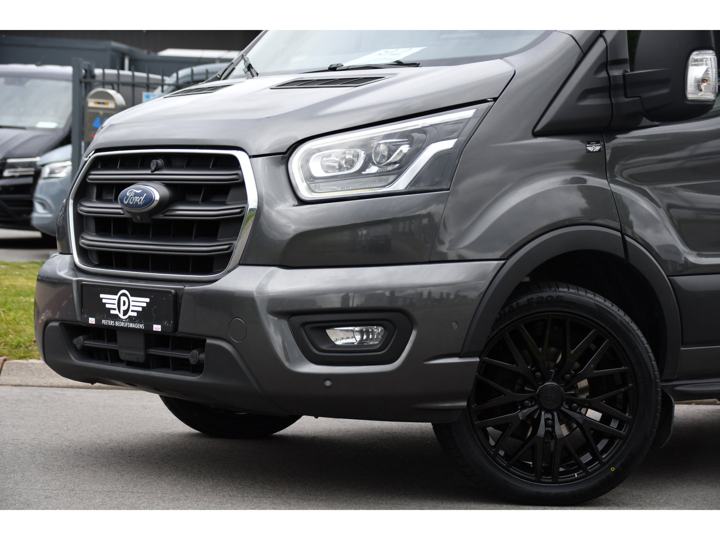 Ford Transit 350 2.0 TDCI L2H2 Limited PB Edition Cruise, Camera, Carplay, Xenon, 185pk, Multimedia, Automaat, Trekhaak, Betimmering, Uniek!