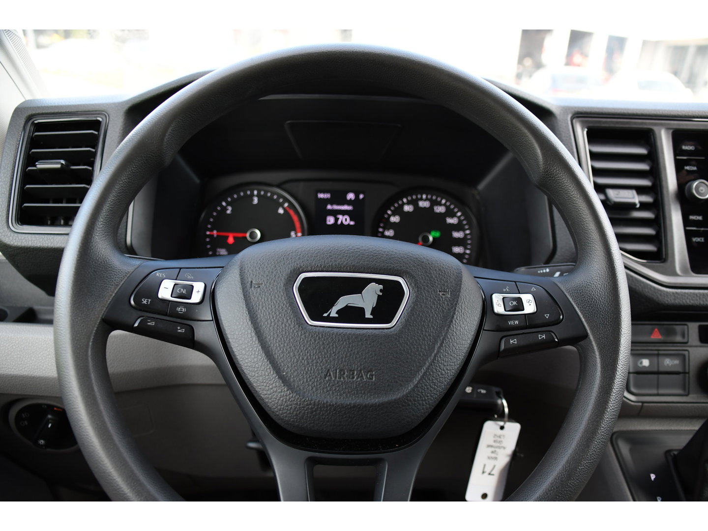 MAN TGE 3.180 35 2.0 L3H2 PB Edition Cruise, Camera, Carplay, LED, 177pk, Automaat, Geveerde stoel, Multimedia, Uniek!