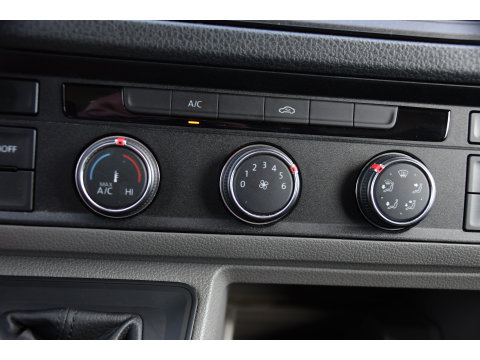 MAN TGE 3.180 35 2.0 L3H2 PB Edition Cruise, Camera, Carplay, LED, 177pk, Automaat, Geveerde stoel, Multimedia, Uniek!