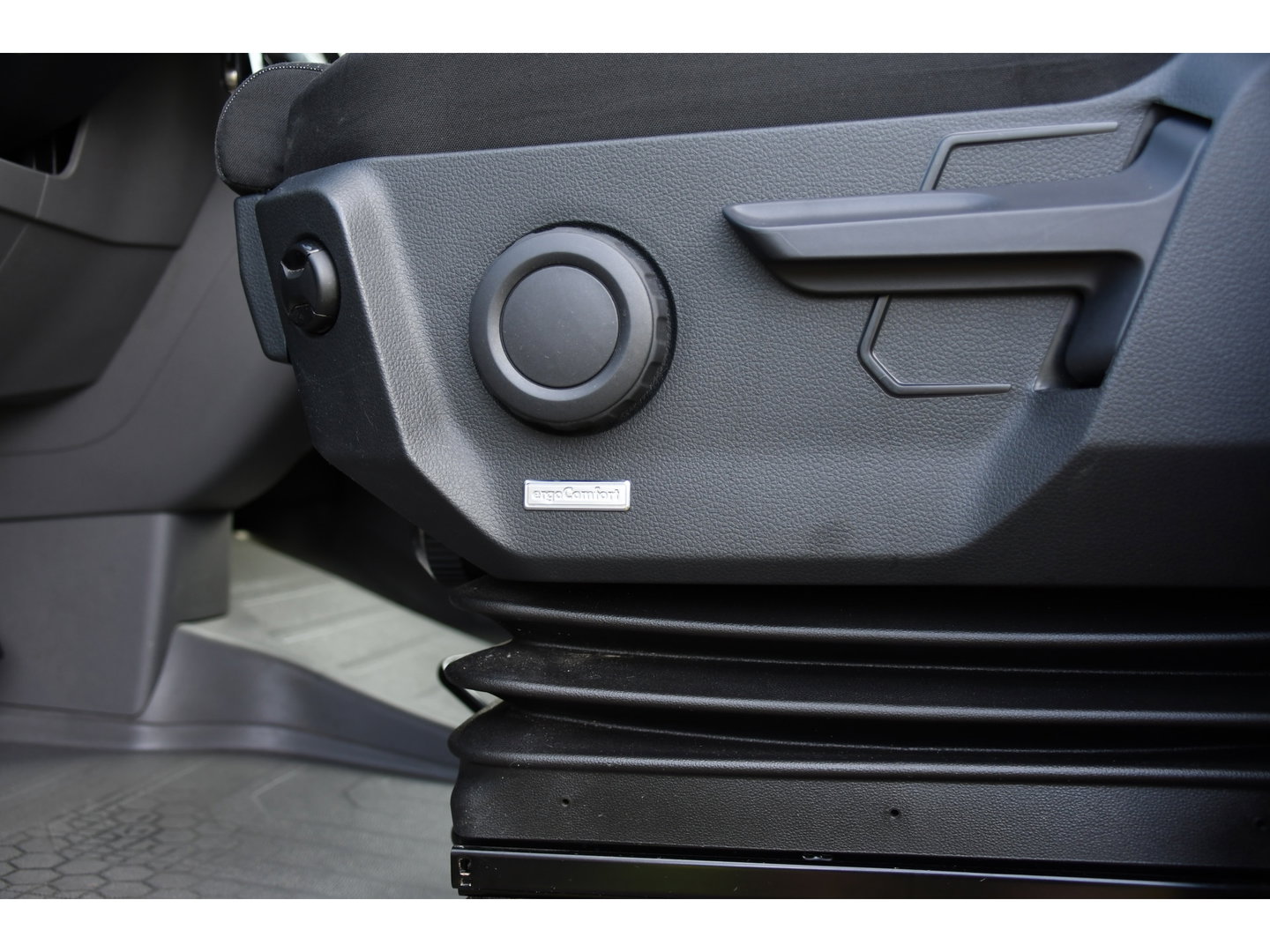 MAN TGE 3.180 35 2.0 L3H2 PB Edition Cruise, Camera, Carplay, LED, 177pk, Automaat, Geveerde stoel, Multimedia, Uniek!
