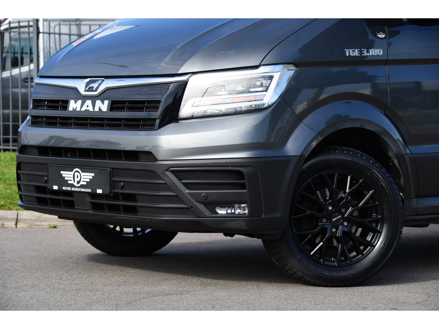 MAN TGE 3.180 35 2.0 L3H2 PB Edition Cruise, Camera, Carplay, LED, 177pk, Automaat, Geveerde stoel, Multimedia, Uniek!