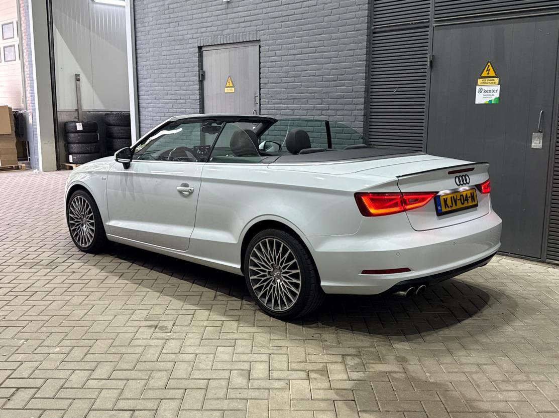 Audi A3 Cabriolet 1.4 TFSI Pro Line S | Stoelverwarming | Xenon Plus | Sportstoelen | Cruise Control | DAB+ | Audi Drive Select | 18 Inch