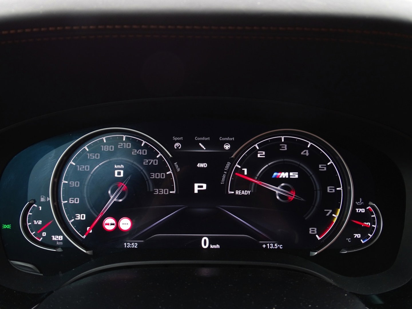 BMW 5 Serie M5 Competition V8 627PK / CARBON / Individual / Laser / 360°