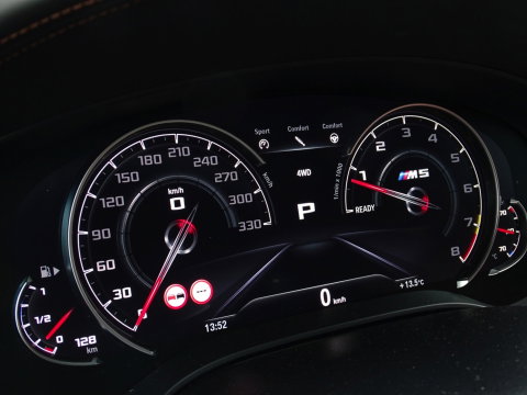 BMW 5 Serie M5 Competition V8 627PK / CARBON / Individual / Laser / 360°