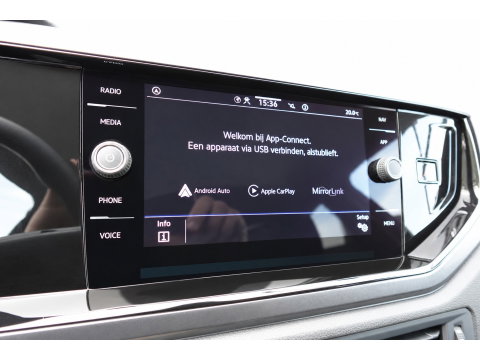 Volkswagen Polo 1.0 TSI Life PANO CARPLAY ACC VOL