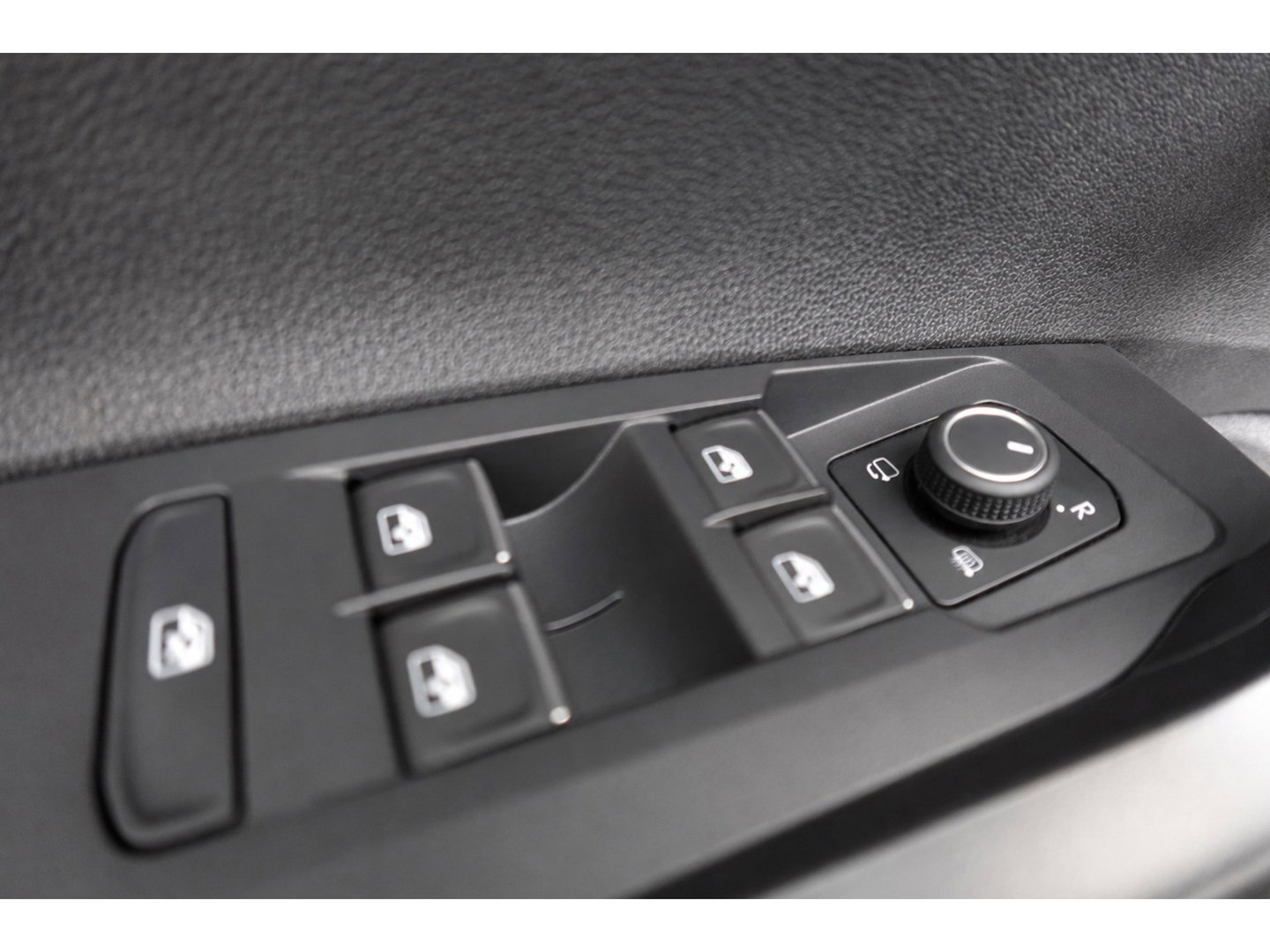Volkswagen Polo 1.0 TSI Life PANO CARPLAY ACC VOL