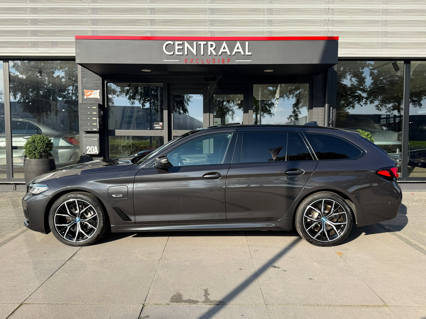 BMW 5 Serie Touring 530e M-sport xDrive Pano|Harman&Kardon|Carplay|Memory|ACC|Hud