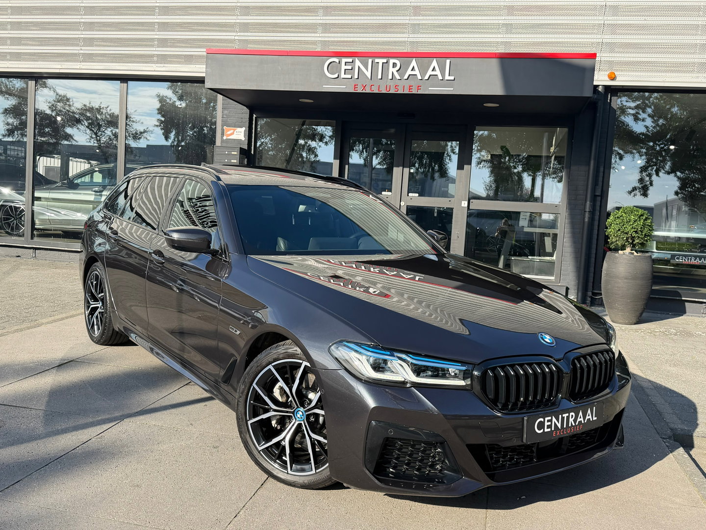 BMW 5 Serie Touring 530e M-sport xDrive Pano|Harman&Kardon|Carplay|Memory|ACC|Hud