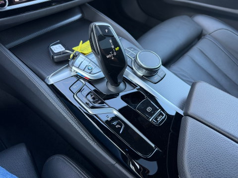 BMW 5 Serie Touring 530e M-sport xDrive Pano|Harman&Kardon|Carplay|Memory|ACC|Hud