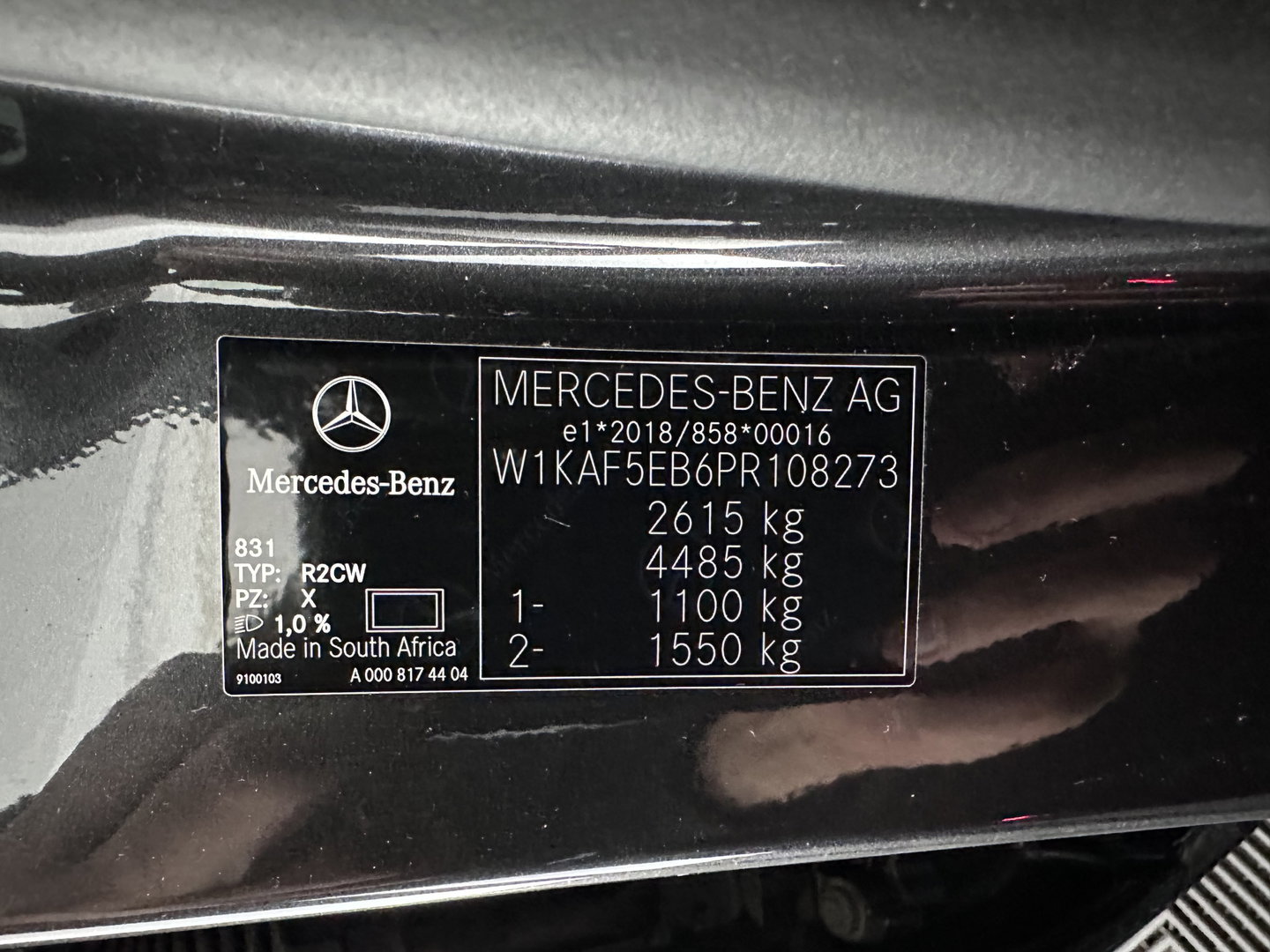Mercedes-Benz C-Klasse 300 e Luxury Line (INCL-BTW)  *AUT | FULL-LED |  WIDESCREEN-COCKPIT | COMFORTSEATS | ADAPTIVE-CRUISE | CAMERA | NAVI-FULLMAP | SHIFTPADDLES | PRIVACY-GLASS | DAB | AMBIENTLIGHT | 17''