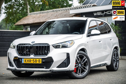 BMW iX1