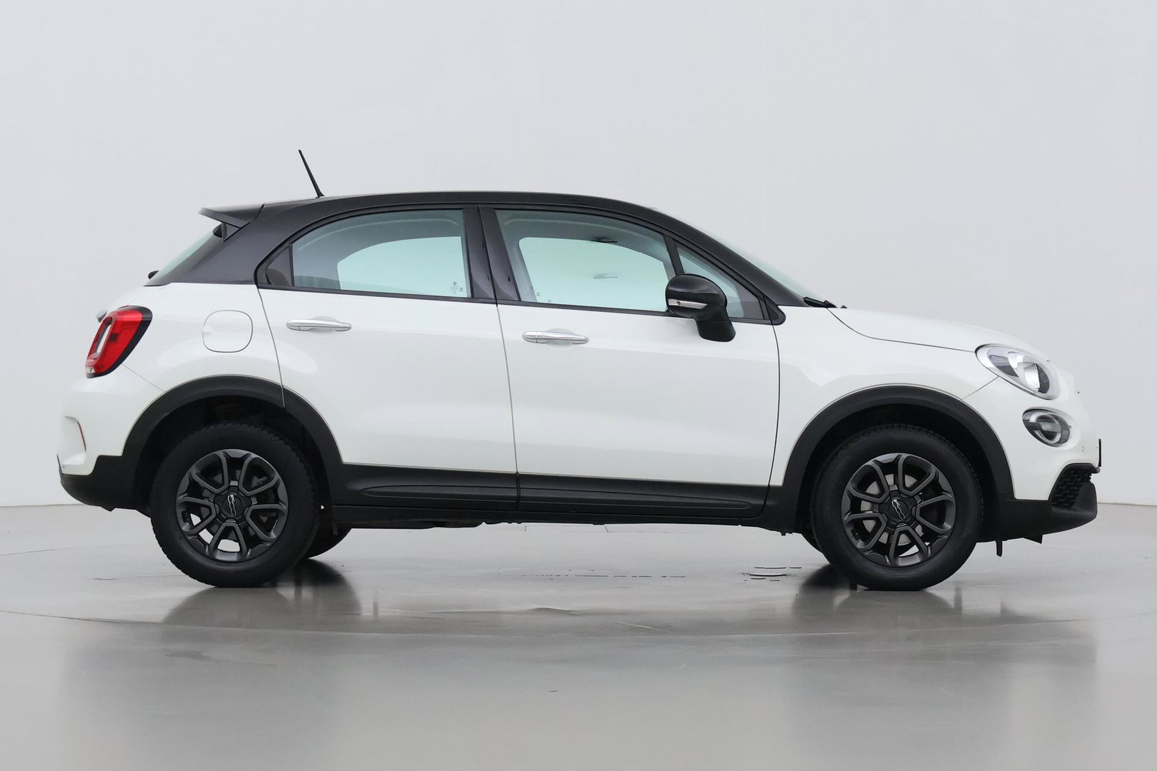 Fiat 500X 1.0 GSE Lounge | Camera | Keyless | Apple CarPlay | Cruise Control | Getint glas