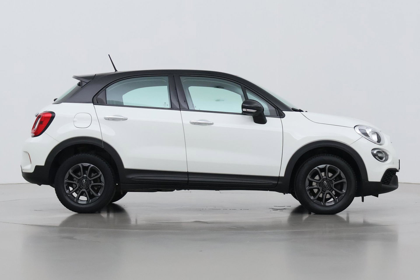 Fiat 500X 1.0 GSE Lounge | Camera | Keyless | Apple CarPlay | Cruise Control | Getint glas
