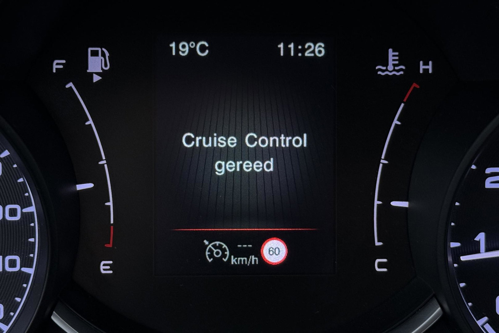 Fiat 500X 1.0 GSE Lounge | Camera | Keyless | Apple CarPlay | Cruise Control | Getint glas