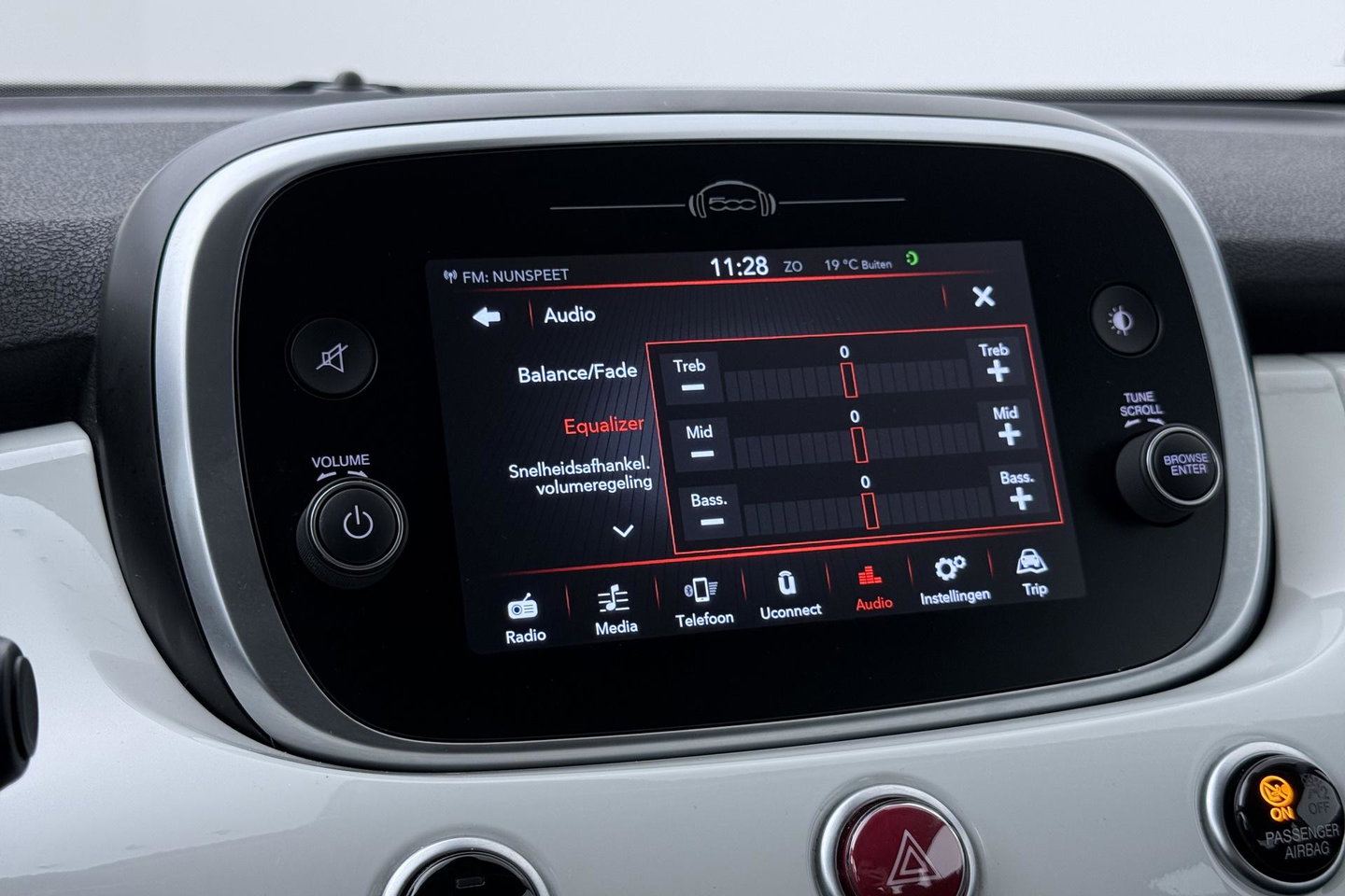 Fiat 500X 1.0 GSE Lounge | Camera | Keyless | Apple CarPlay | Cruise Control | Getint glas